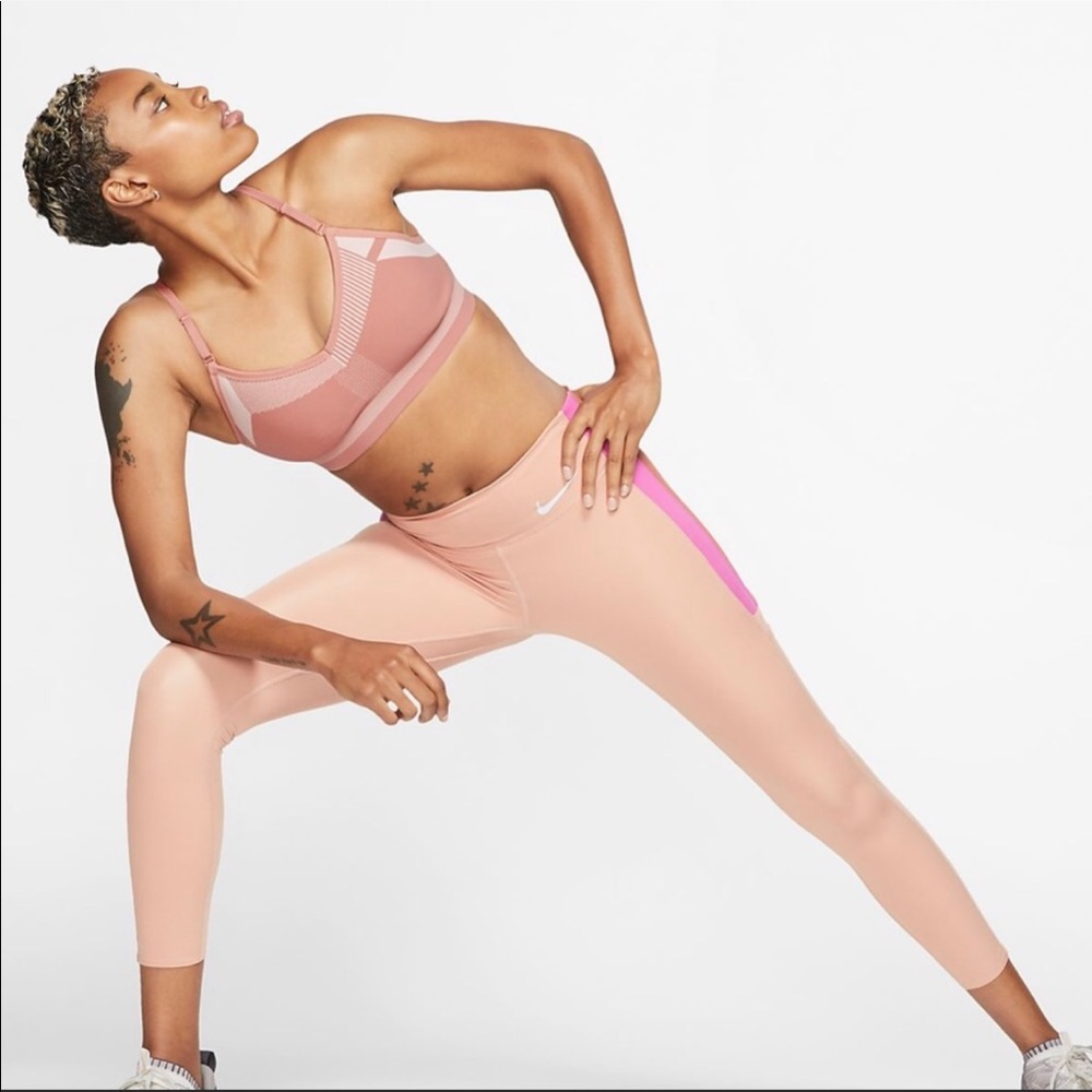 Nike Indy Flyknit Bra - Picture 2 of 6